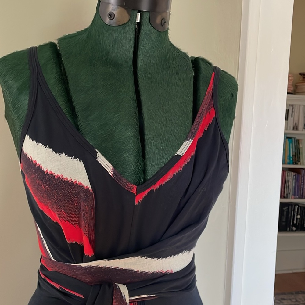 L.A.M.B. by Gwen Stefani 70’s tie around dress size 4 - Picture 2 of 9